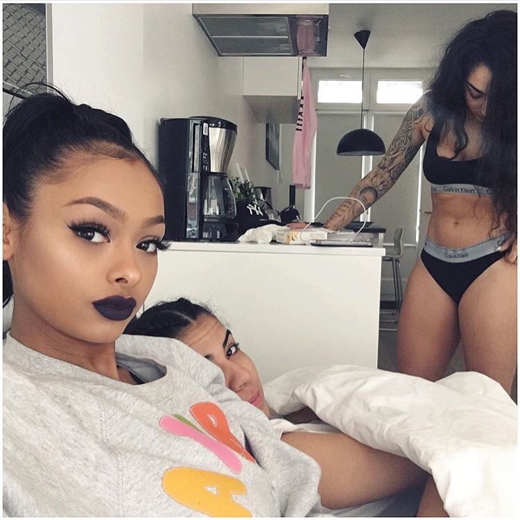 bombshellssonly:  @jaydepierce