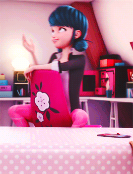 filmsfoodandfandom:  chatnoirs-baton:  cute marinette is cute.  Wow. This is actually really, REALLY good 3-D animation. I like how she emotes with her whole body. 