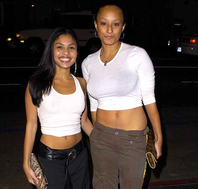 flyandfamousblackgirls:  Melissa Howard (Real World 9: New Orleans) &amp; Coral