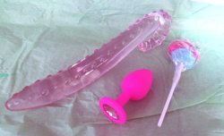 bdsmgeekshop:  xkits-playground:  Pweety pink thingies from BDSMgeekshop  So pweety! 😁💖