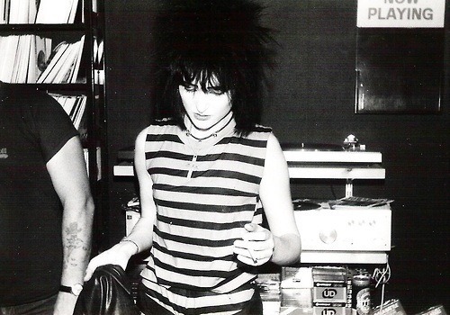 XXX punk-fuck:  punkandotherstuff:  Siouxsie photo