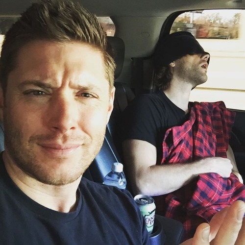 justjensenanddean:@JensenAckles | Jensen’s FB | jensenackles 