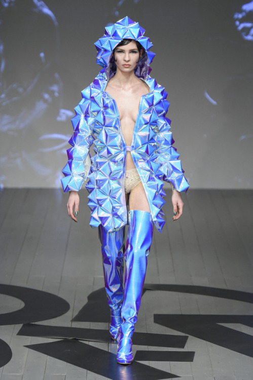 ceruleancynic: jumpingjacktrash: y2kaestheticinstitute: Jack Irving AW 2018 at On|Off (2018) being n