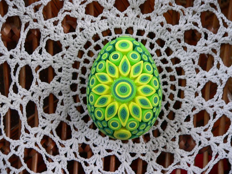 Pisanki (Polish Easter eggs) made in quilling technique.
Created by danslo.