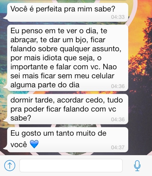 Sou um erro que tenta desesperadamente acertar.