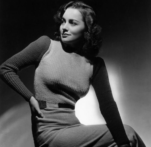 Olivia de Havilland Nudes &amp; Noises  