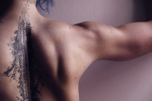 camdamage:  It’s all true, I’ve been told to, and I’ll cut you down | cam damage by self [more here] 