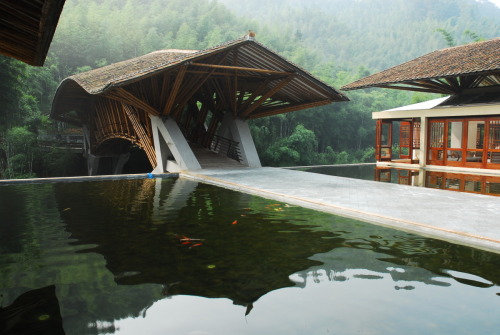 meilizhongguo:  Crosswaters Ecoledge and Spa, the first ecological spa in China.