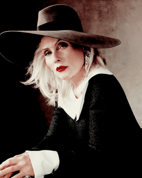 gayblanchet: Debbie Harry photographed by Victor Demarchelier | Vogue Spain, 2013 ☽