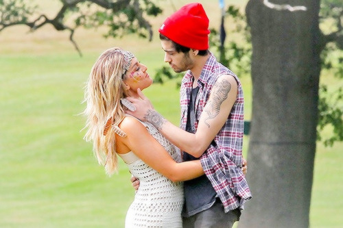 harrystylesdaily:  Zayn and Perrie sharing a loving embrace at her birthday funfair