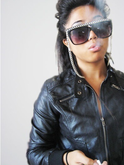 fashionpassionates:  Get yours: CHAIN DRAPE SUNNIES 