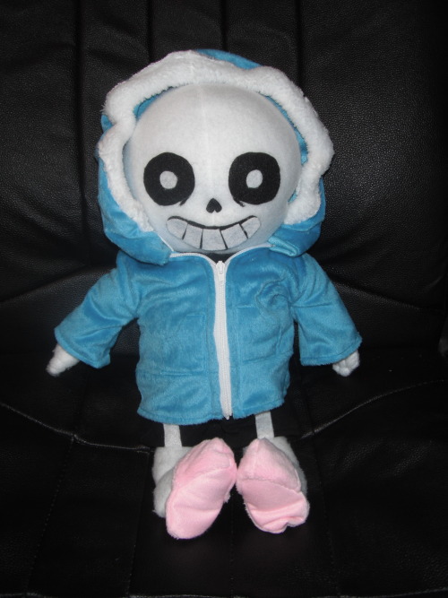 osachiart:  I made a sans plushie! 💕  porn pictures