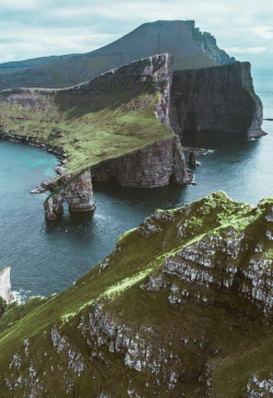 landscape-lunacy:“Unbelievable Faroe Islands”