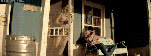 feliinoh:  Iggy Azalea “Work” Video 