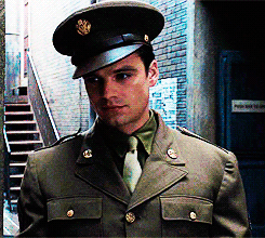 onyourleftbooob:  consulting–assassin:  “Skinny!Steve was so cute, how was no