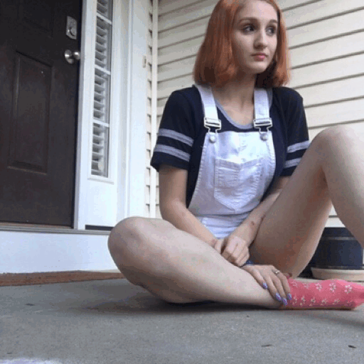 creativityishardforme:Hair cut and freckles :) cute yet?