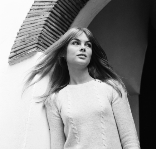 Jean Shrimpton by Bela Zola, 25th October 1967.