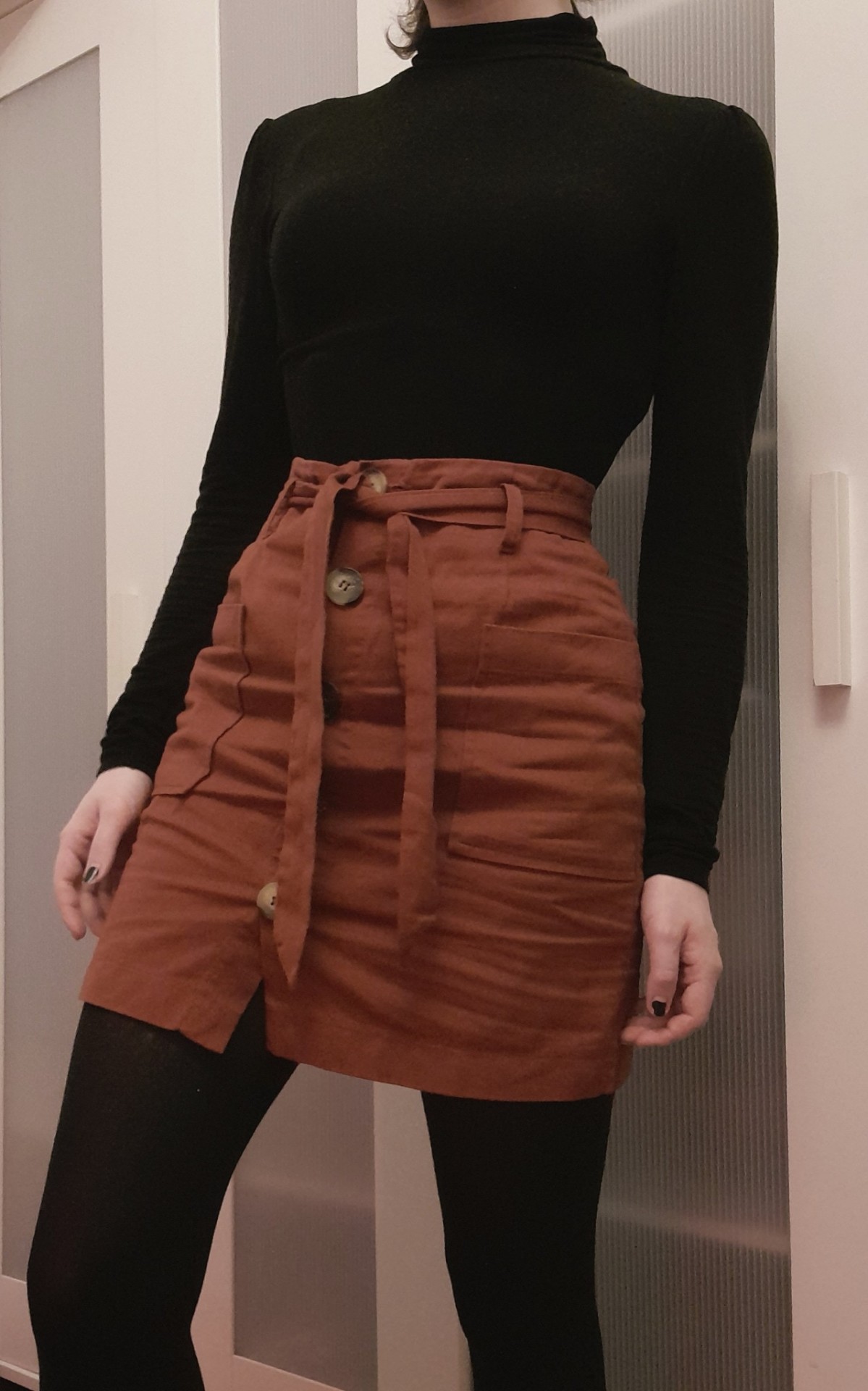 acrosstheoldstream:It was a black turtleneck kind of day today folks