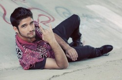 celebsbusted:  Tyler posey Follow our Instagram; @wedelievercelebs