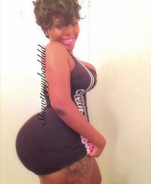 jazziedad:  BigBooty ShawttyyyBaaddd 😍 😍
