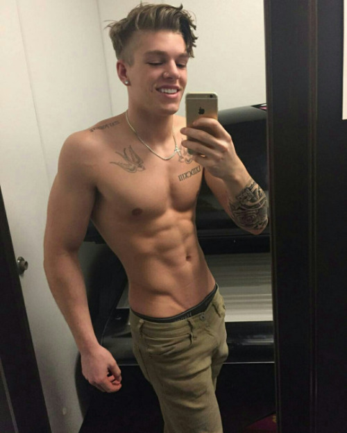 http://glennyboy72.tumblr.com/post/147158733099