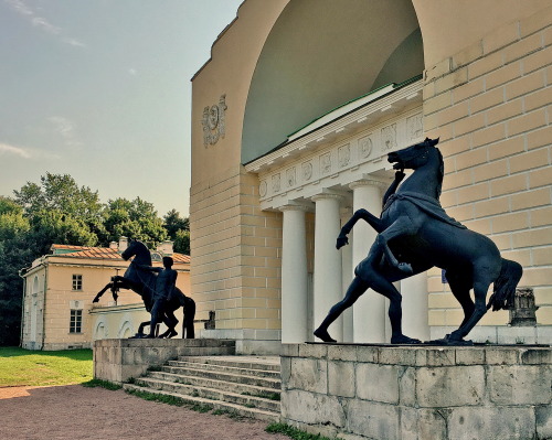 Vlakhernskoye-Kuzminki mansion, Moscow