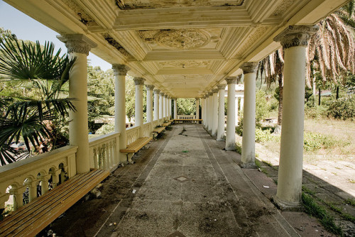 wingthingaling: The Most Beautiful Abandoned Railway Station in the World This is an abandoned railw
