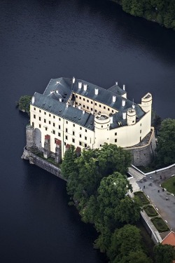 World-Ethnic-Beauty:  Http://Pin.it/Ymq0Fghorlík Castle, The Czech Republic 