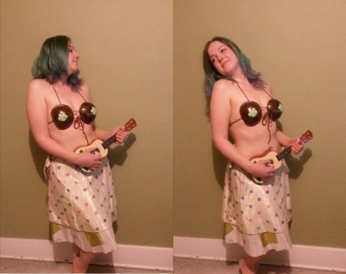 memoriesofwords:  Best friend went to Hawaii and brought me back a coconut bra and a ukulele!! :D 