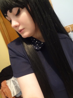 candy-capricorn:  hemmingslyluke:  this wig is just really pretty  omg that wig is amazing but ur eyebrows aRE ON POINT WOWER