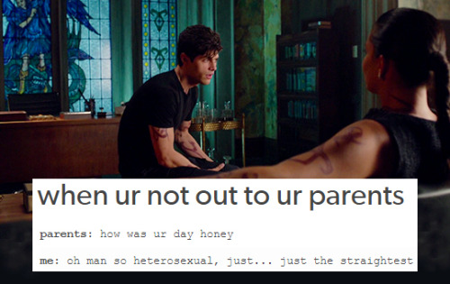 courfeyac:  flowerharry: alec lightwood + tumblr text posts  