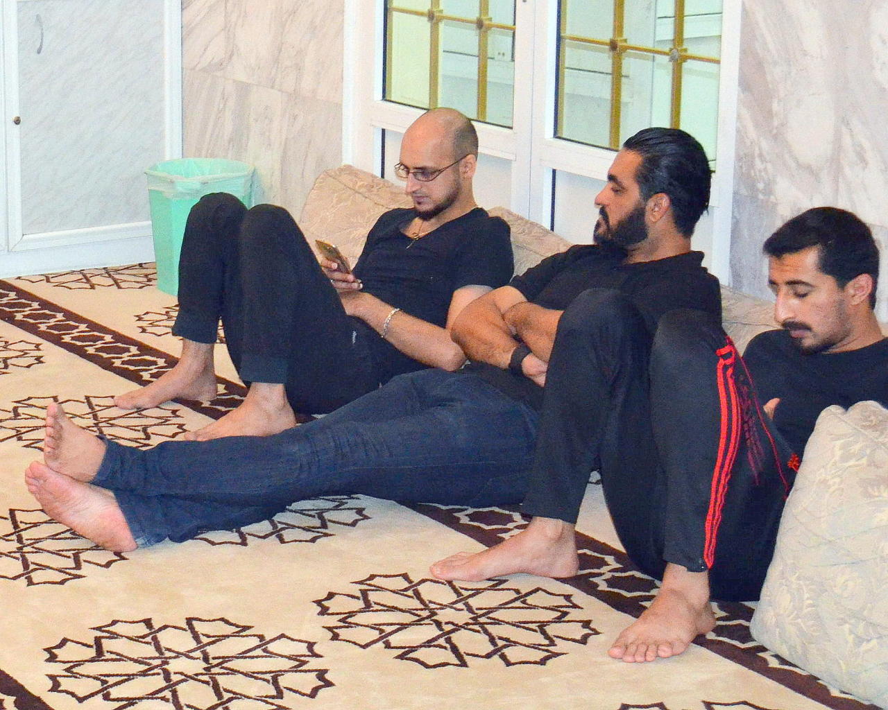 MUSLIM MALES FEET FETISH