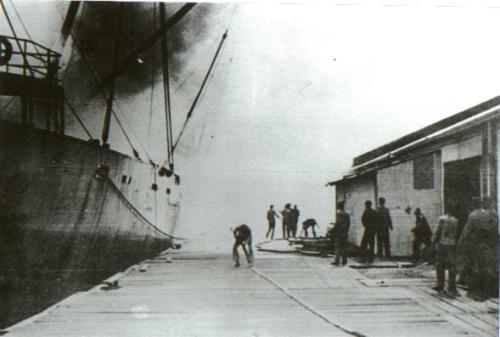 its-a-wicked-twisted-road: married-to-a-redhead: heinoushistory: April 16, 1947: the ship is the SS 