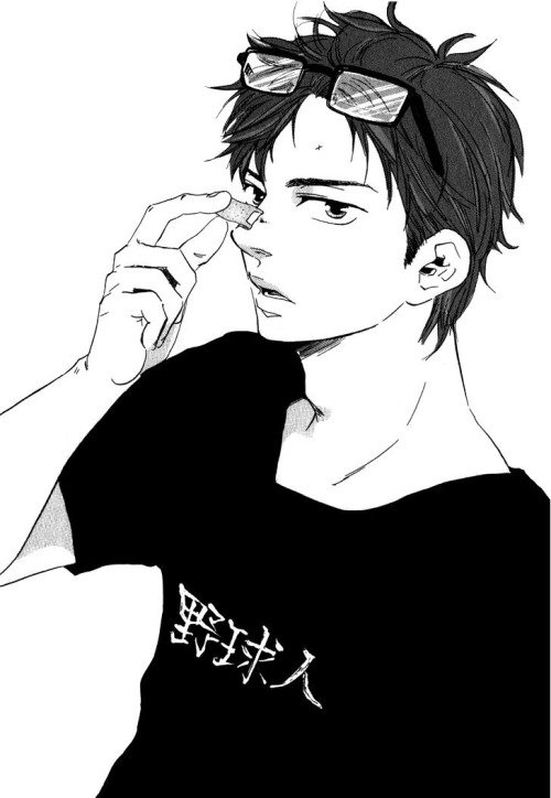 puzzlekiwi:  He look so hot >///