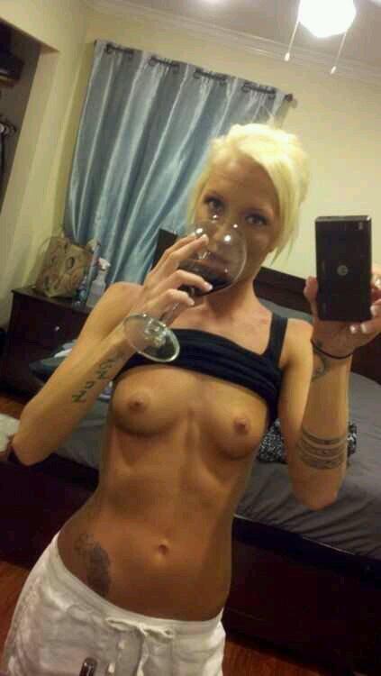 joyfulfanfarter:  Wanna see my updates? Follow me. Wanna see me on cam? Visit me.