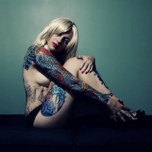 suicidegirlslover:  Anna Virginia 