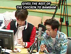 Jaebum Wont Let His Son Go Hungry^^