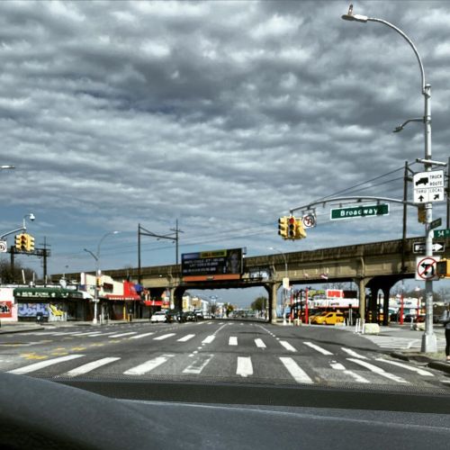 I’ve never seen Northern Blvd this dead and I’ve been out at all crazy hours.Had to go out for som