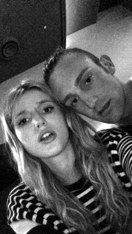 thorne-news: New/Old pictures from Snapchat from which snapchat are these from?