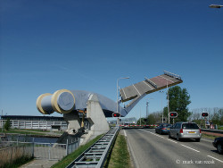 stunningpicture:  A real bridge in the Netherlands.