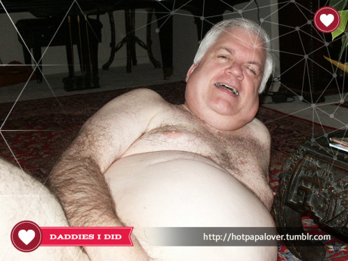 XXX A beautiful married chubby daddy from Delaware. photo