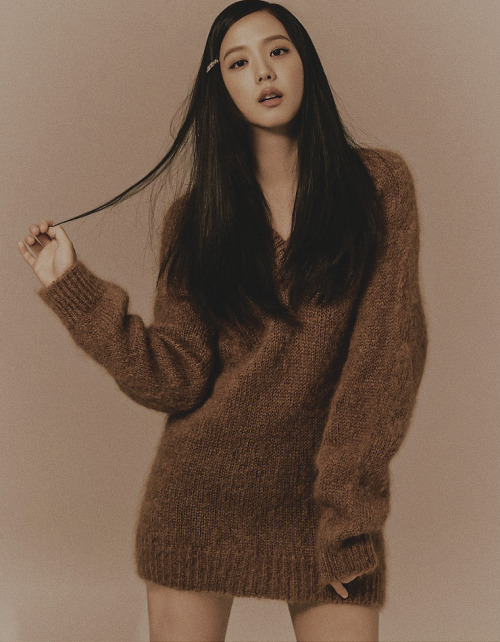 lisanamjoon: Jisoo | Harper’s Bazaar Korea | December ‘21 ♡