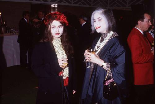 becauseitisjohnnydepp:Helena bonham Carter and her mother at the Evening Standard Film Awards in 198