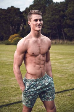 tobeatiger:  Toby James