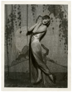 An Early Photograph From Clarence Sinclair Bull Of Gwen Lee, 1920’S