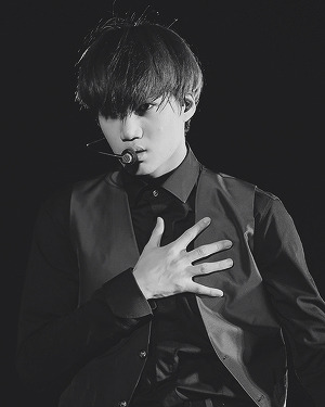 kaibility:  kim jongin ; red - for krisinsanity. 
