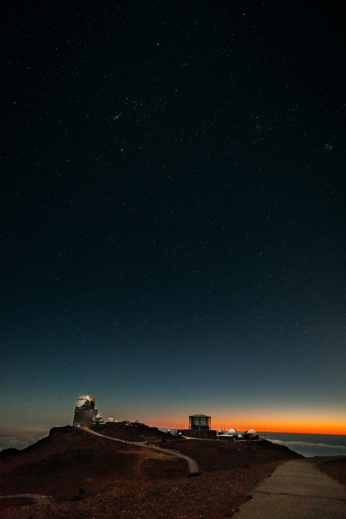 Haleakala Observatories in Maui Hawaii js