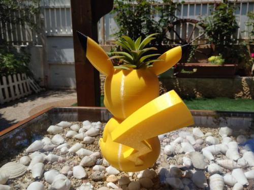 retrogamingblog2:  Pokemon Planters made by GPrints3D