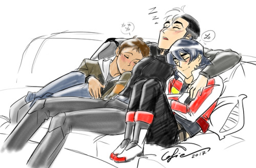 littlecofiegirl: Sleeping boys.I dunno what Keith is dreaming about but I bet it’s nice.(Edit: