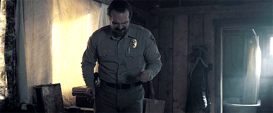 greviousmentalharm:  captainpoe:  You did good kid. You did so good.  Hopper and